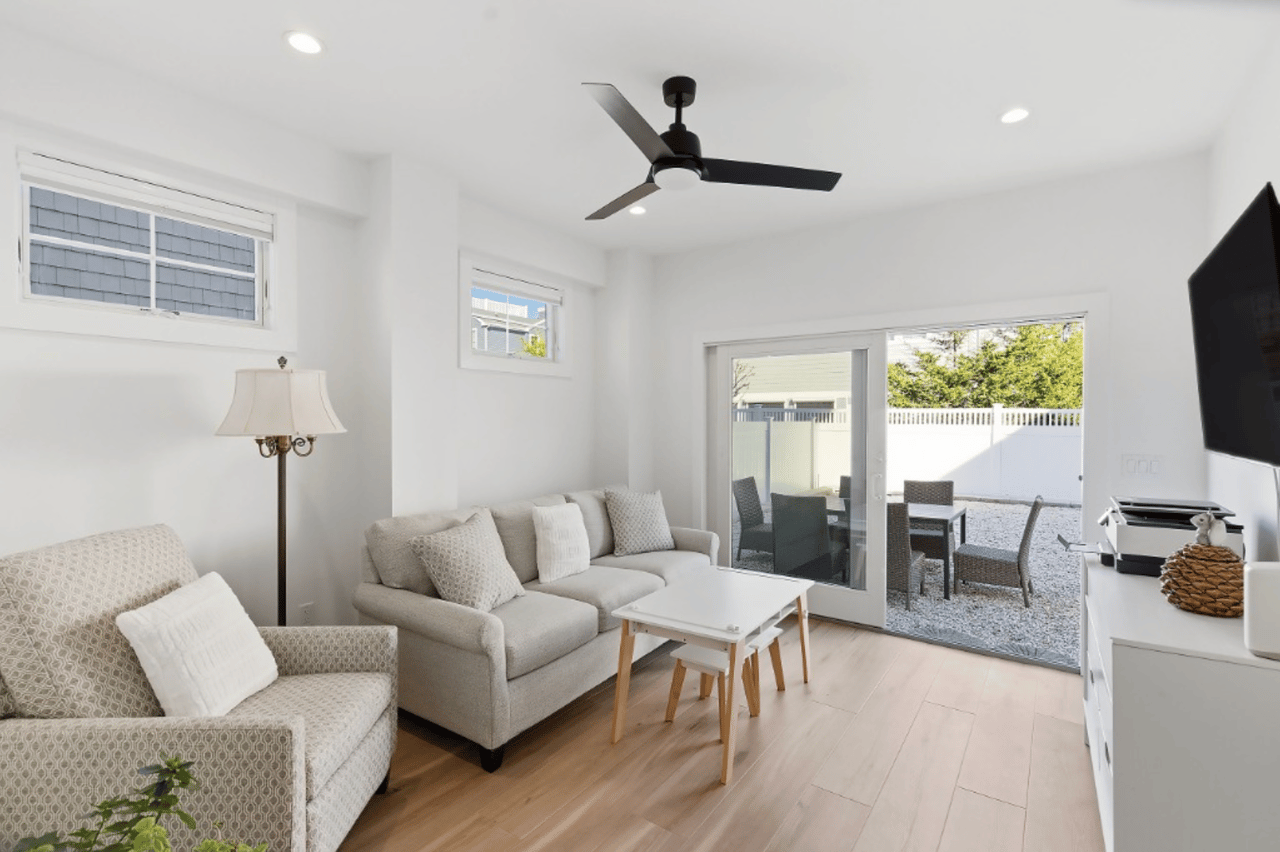 11 E 13th Street, Beach Haven