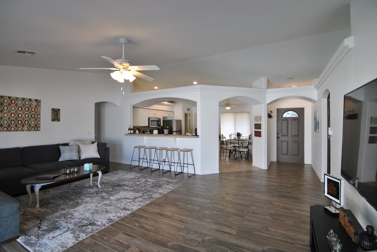 1835 Emerald Dr