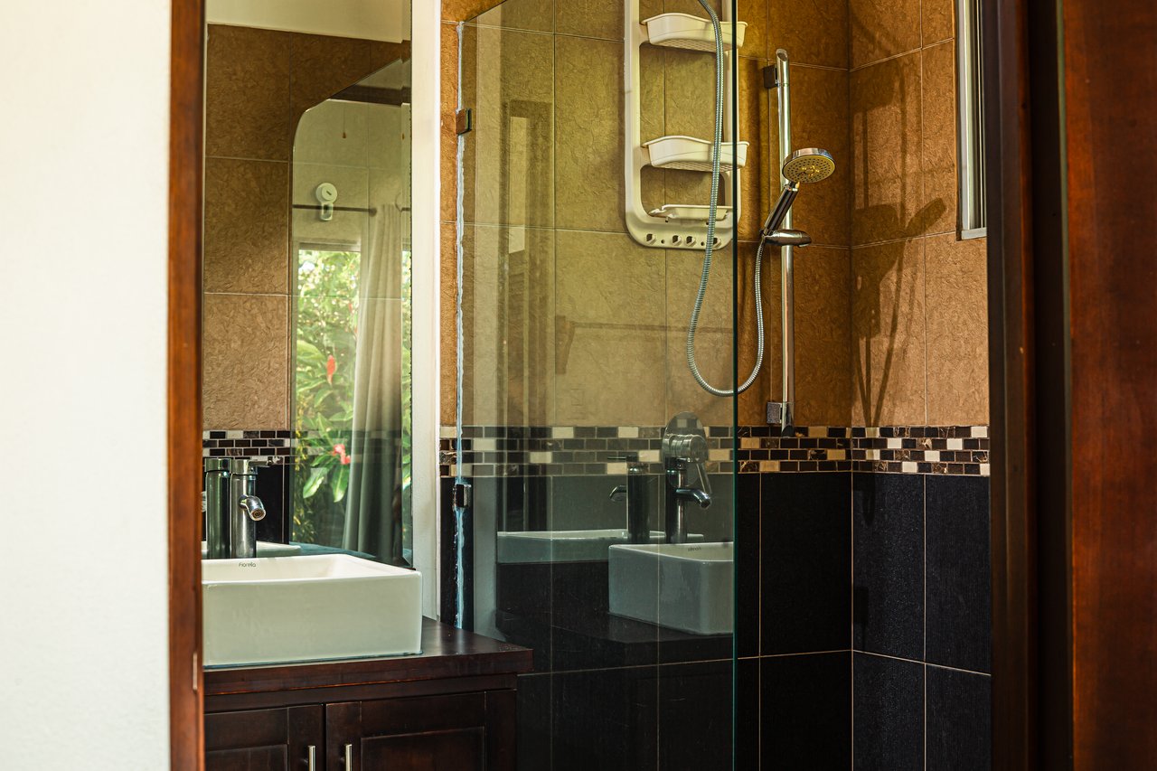 3 Bedroom Home Walking Distance to Playa Chaman – Villas del Sol, Bahía Ballena