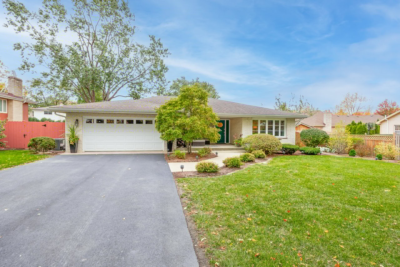 317 39th St, Downers Grove