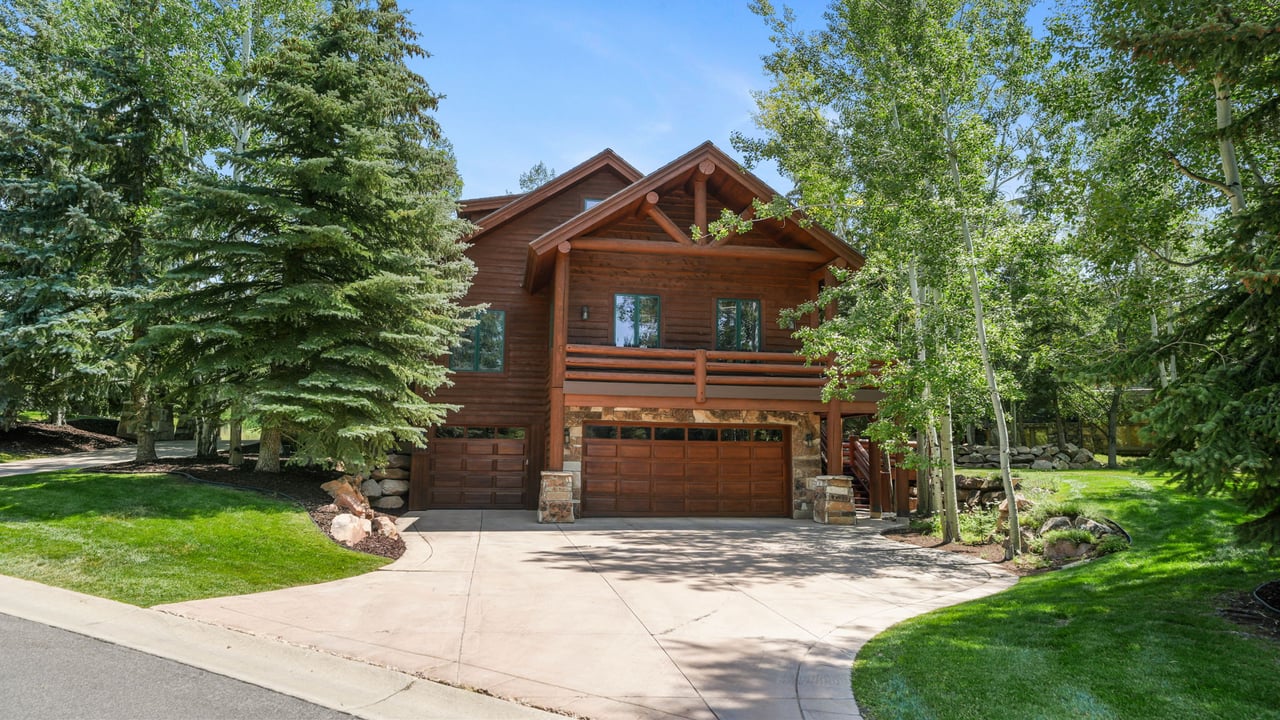 3460 Sun Ridge Dr