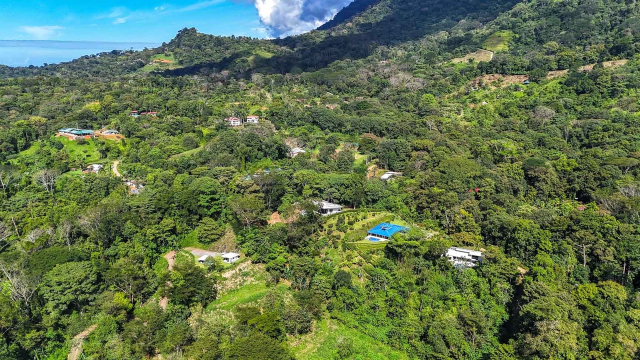Private 2-Bed Hacienda with Ocean & Mountain Views, Pool & Development Potential in Ojochal