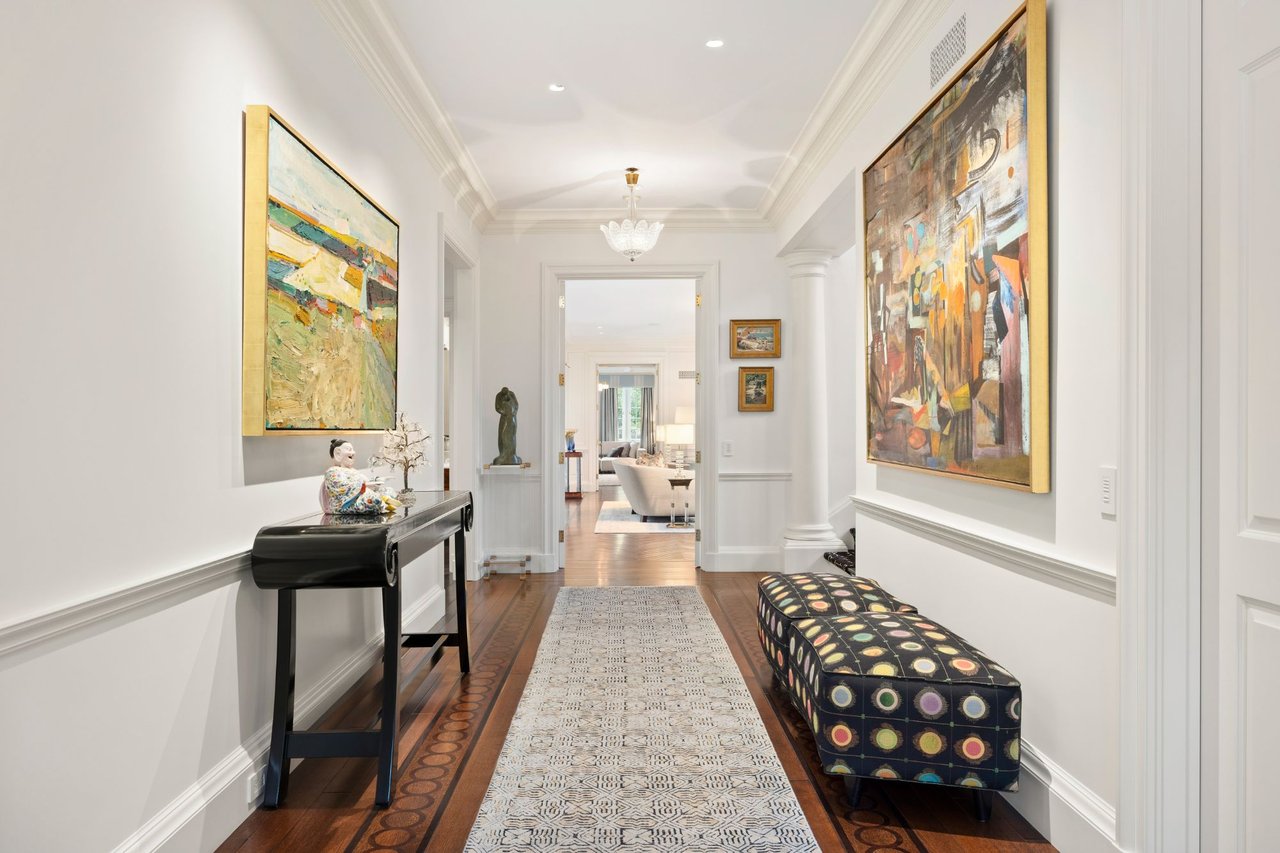 10301 Strathmore Dr, Holmby Hills