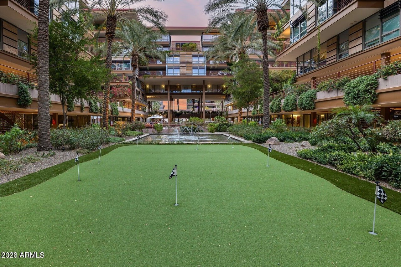 7141 E Rancho Vista Dr, #2014
