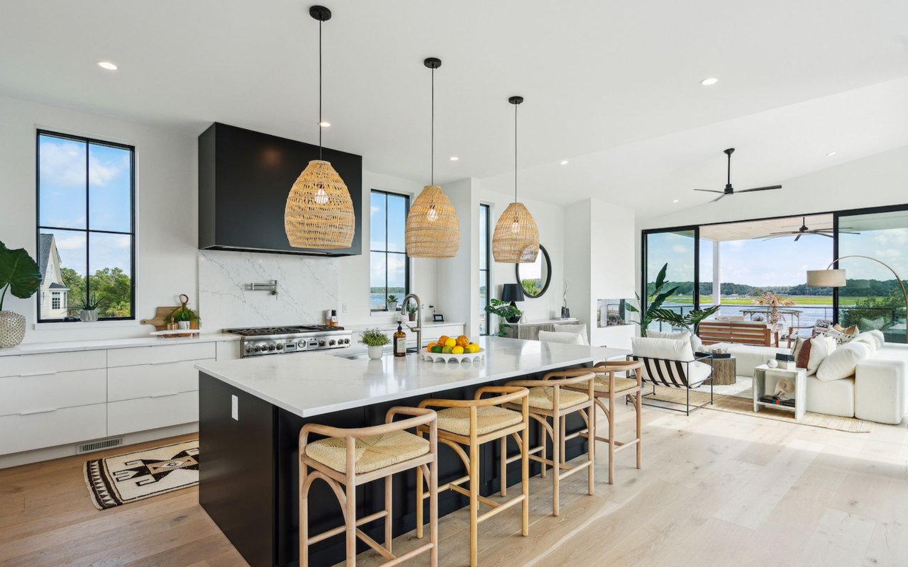 For Sale – Homes with Chef’s Kitchens