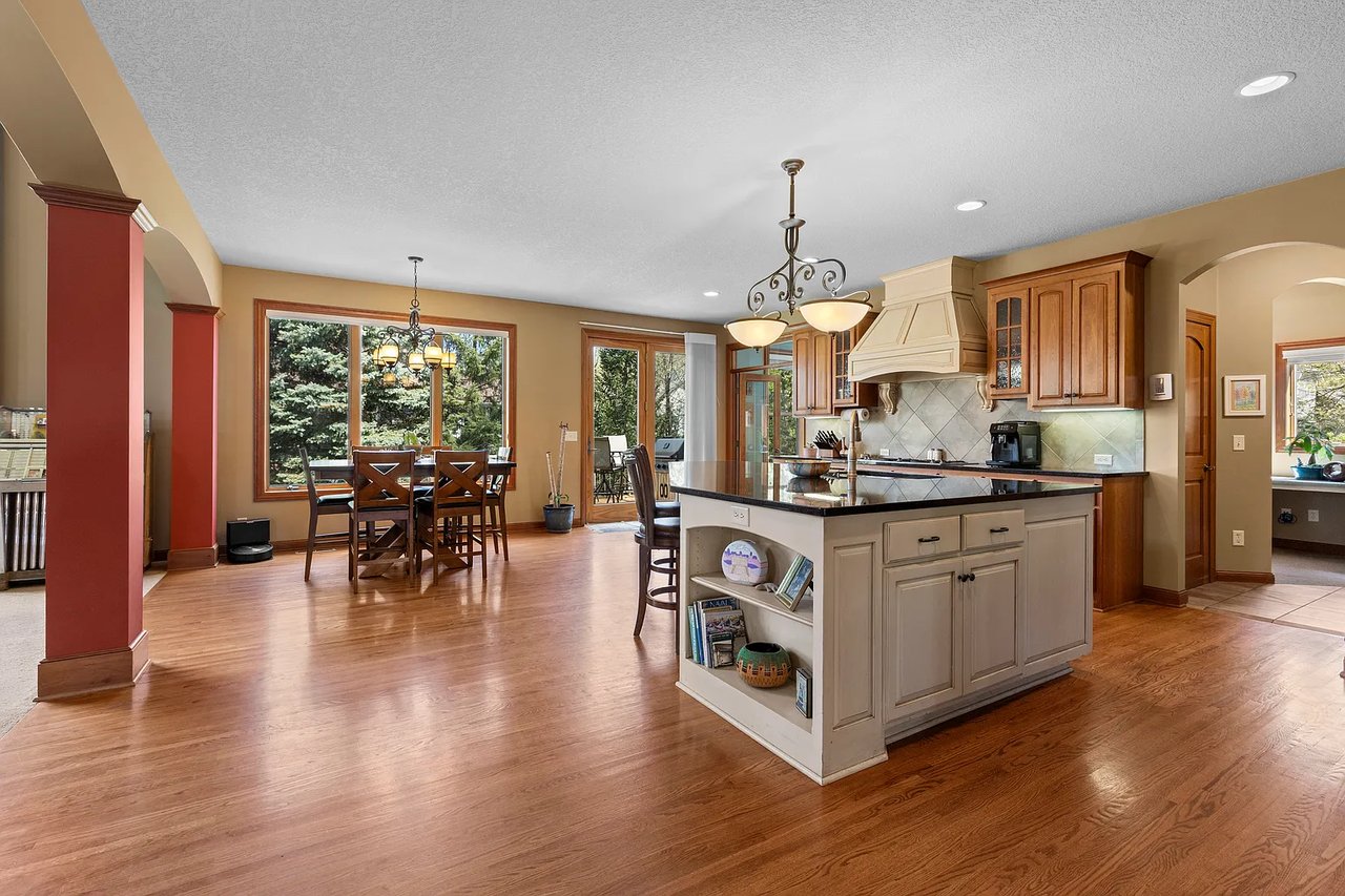 Hanson-Built Model Home on Quiet Cul-De-Sac
