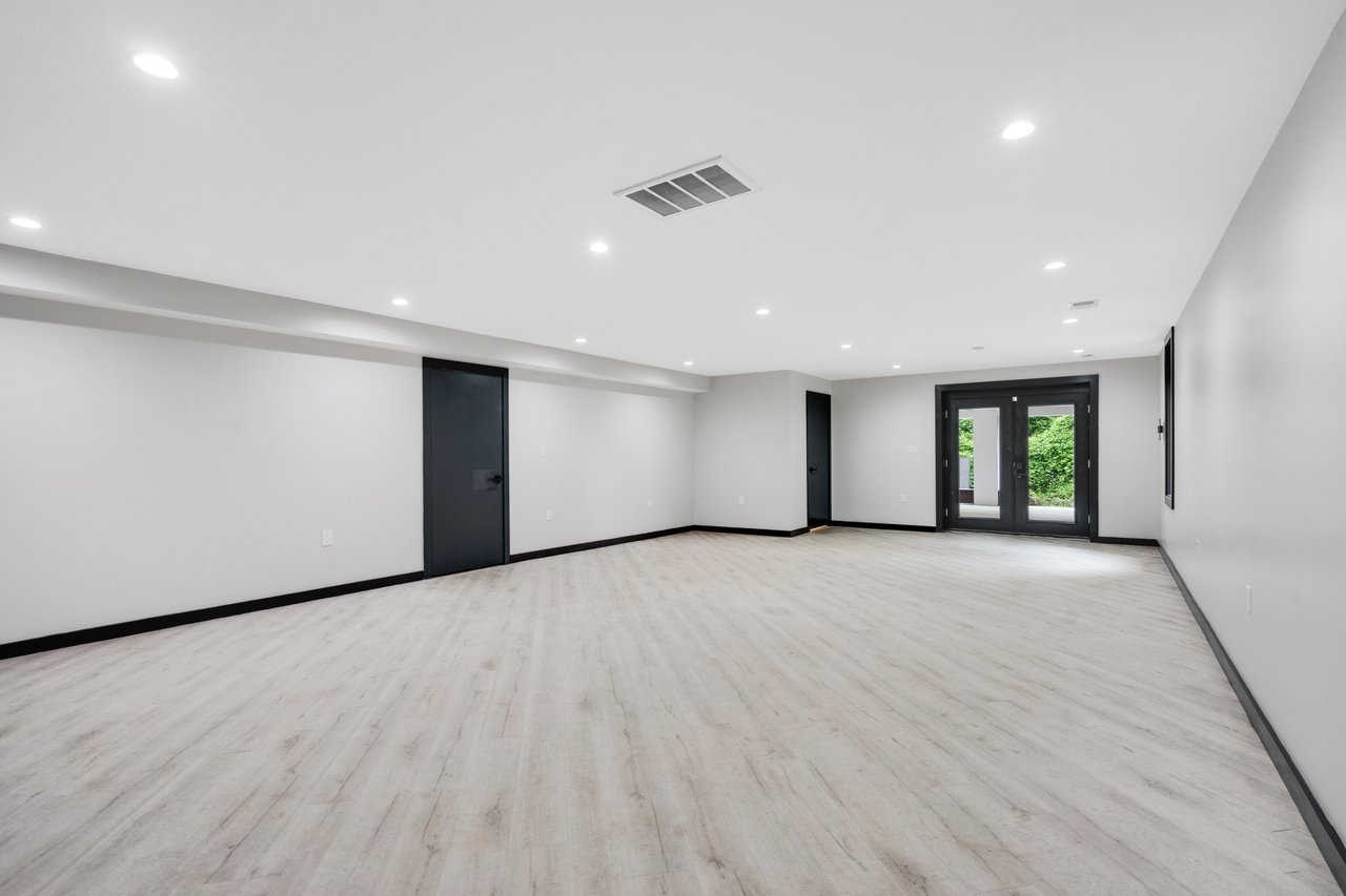 9100 Mill Pond Valley Dr