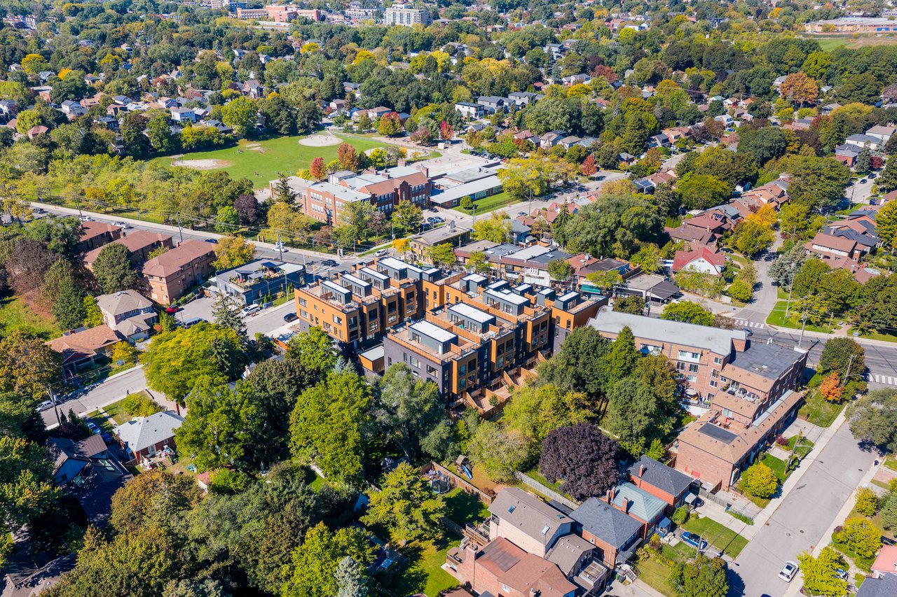 35 Birchcliff Ave #35