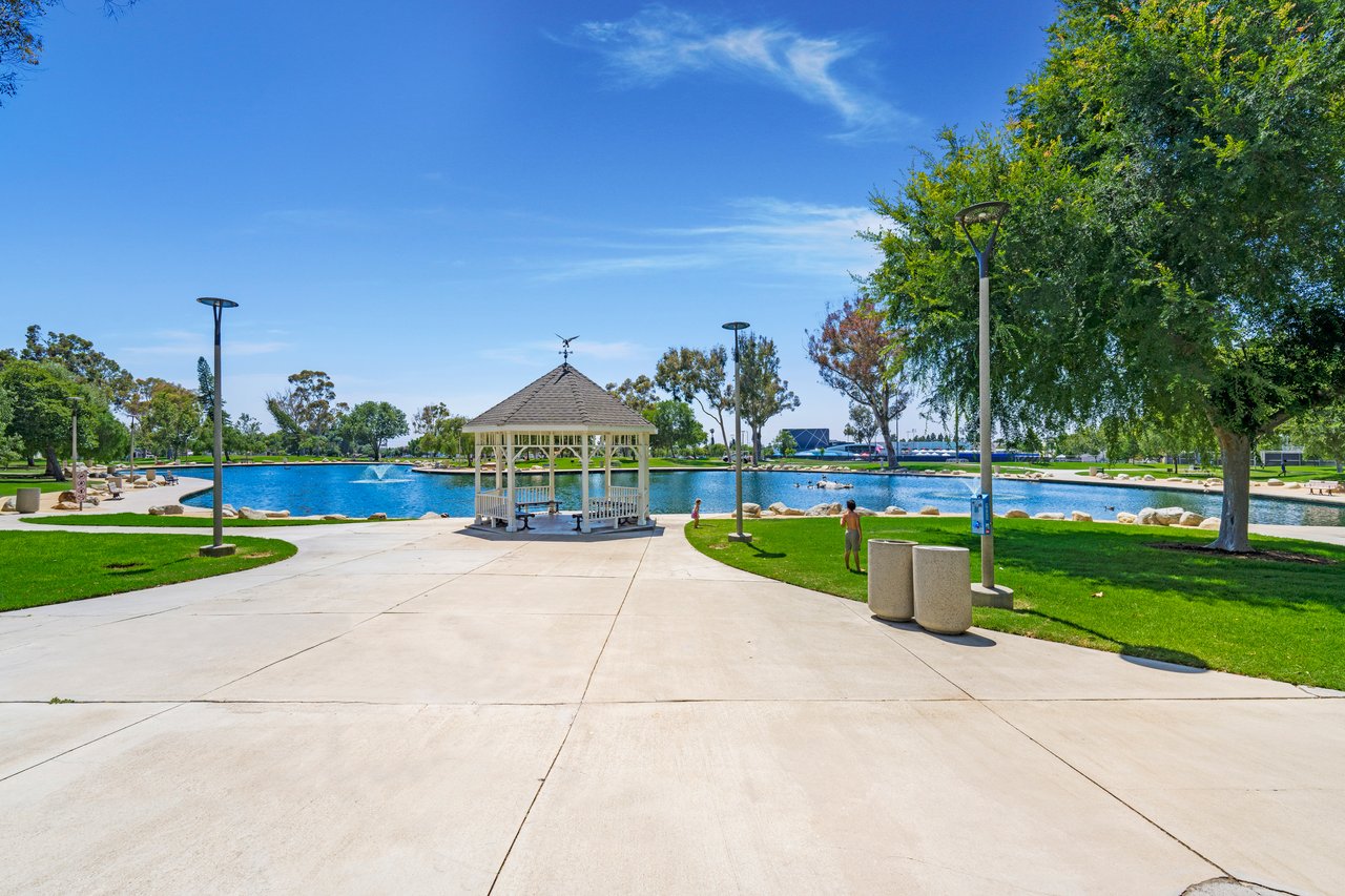 20 Sacramento, Irvine, CA 92604