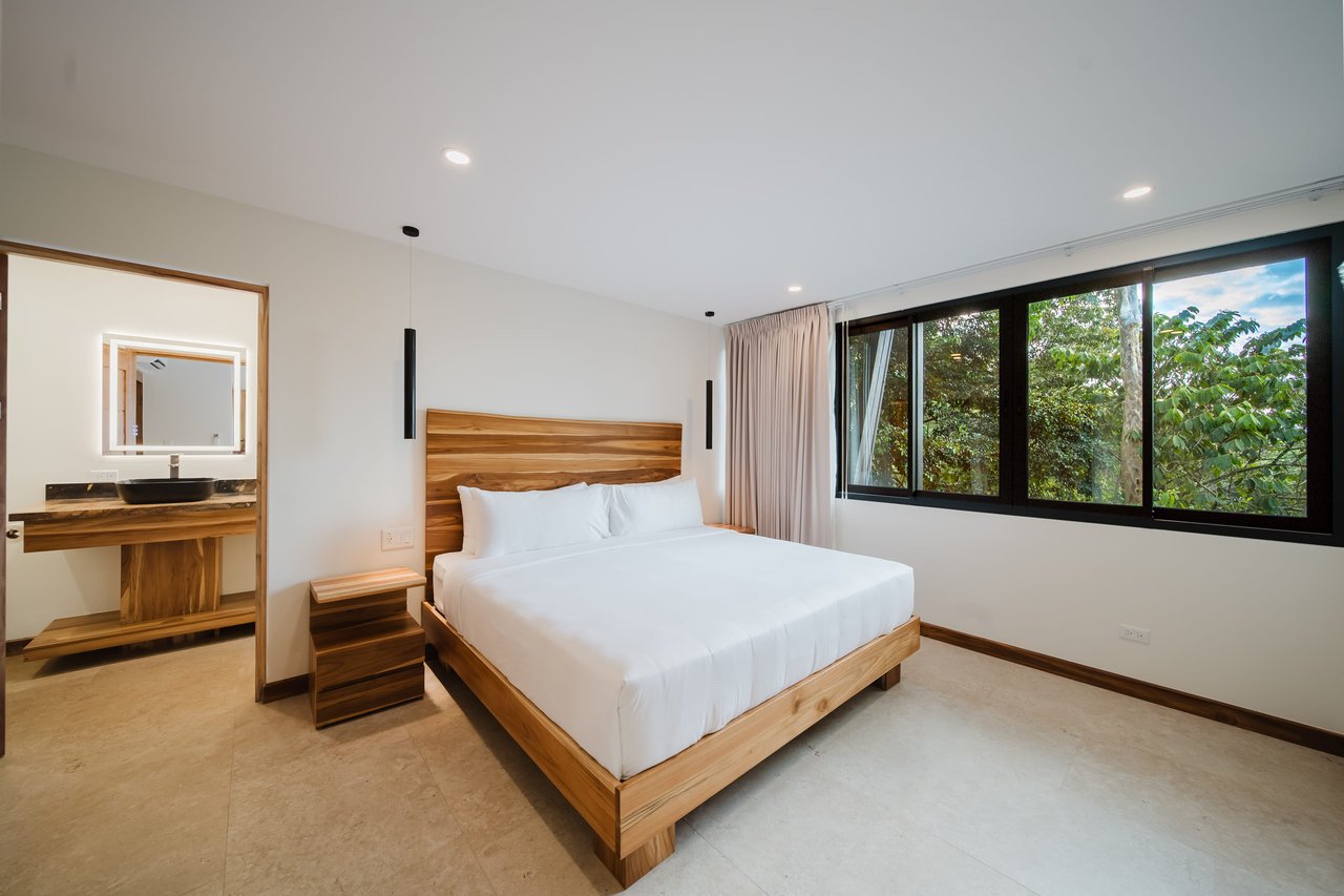 American luxury where the mountains meet the Pacific