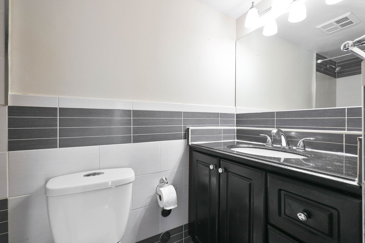 2109-350 Webb Drive, Mississauga