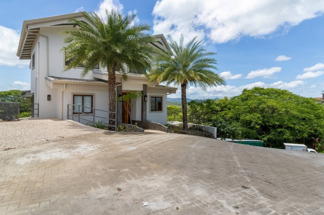 Coastal Hilltop Ocean View Home, Tamarindo, Guanacaste