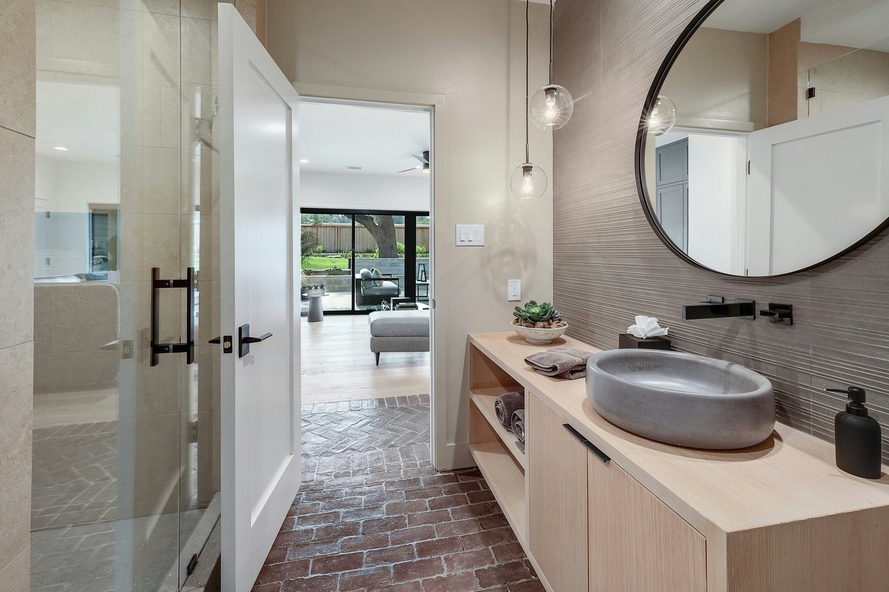 Charming Home in Highland Park 