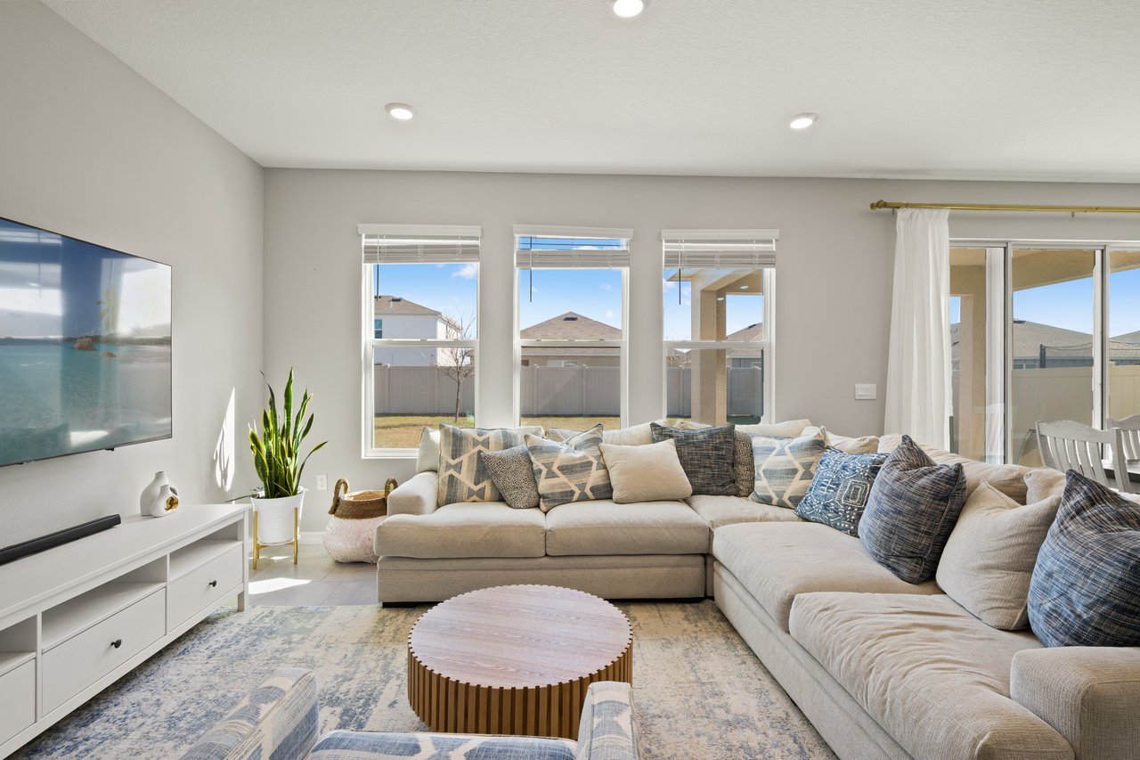 6199 Wandering Willow Drive