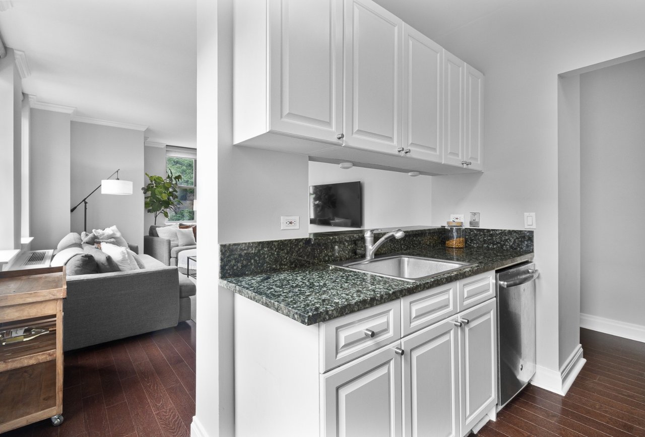 400 East 90th Street, #2E