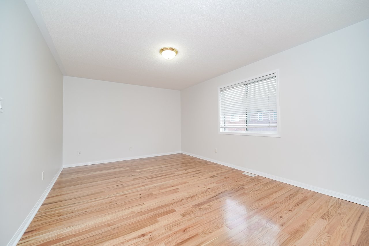 54 Horizon St