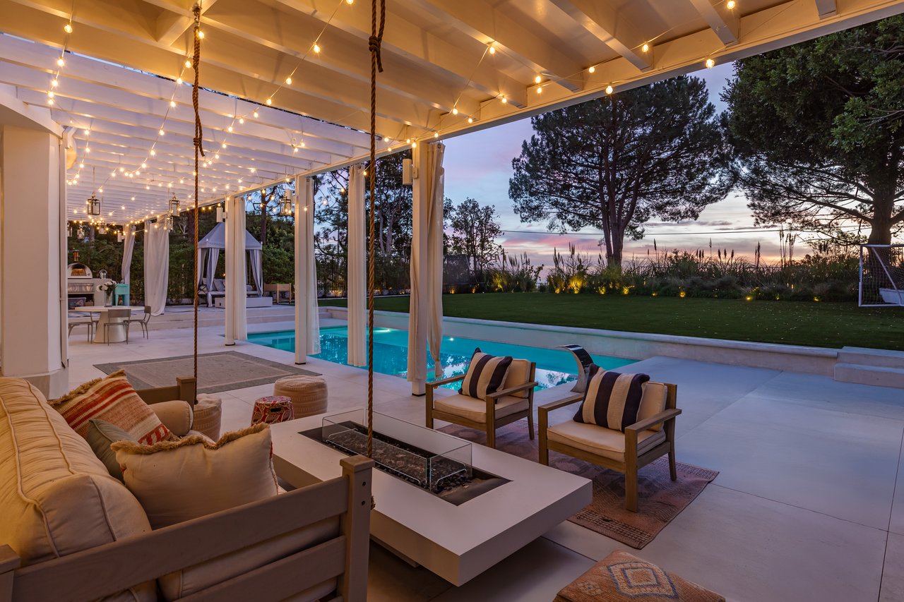 12000 Crest Ct, Beverly Hills