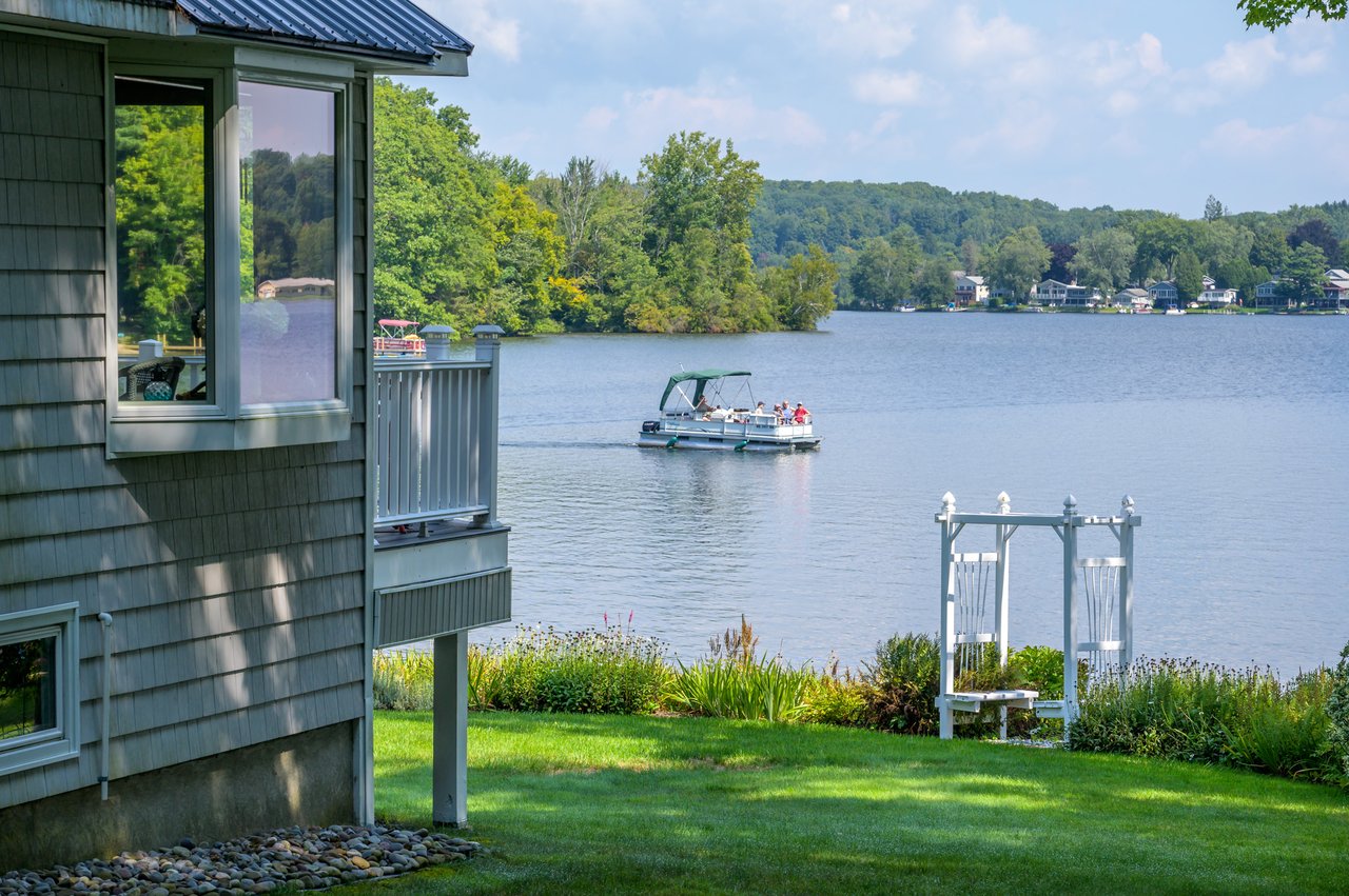 Onota Lake: A Serene Retreat in the Heart of Pittsfield, MA
