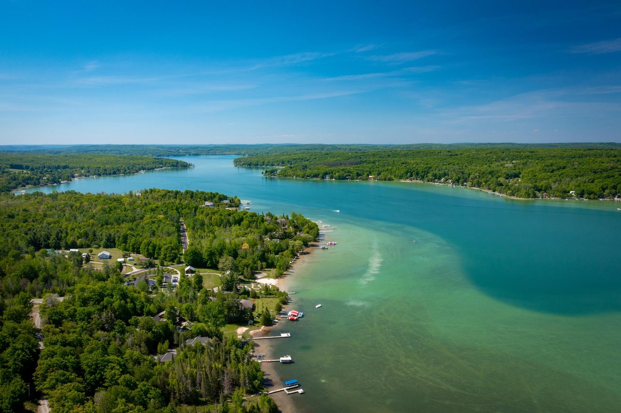 Longman Lane, Walloon Lake