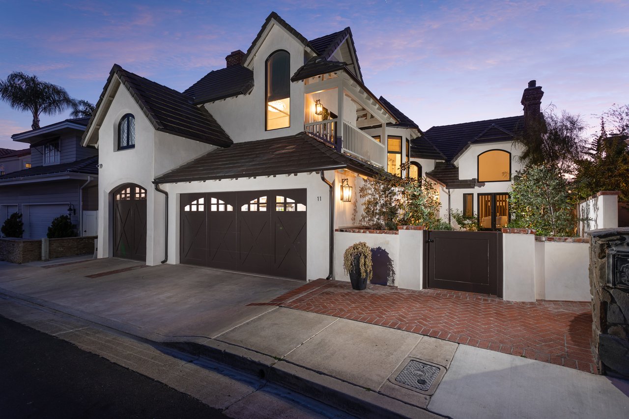11 Hillsborough 