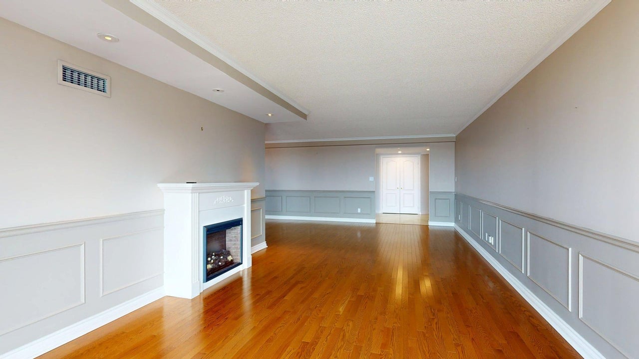 850 Steeles Avenue W Unit: 709