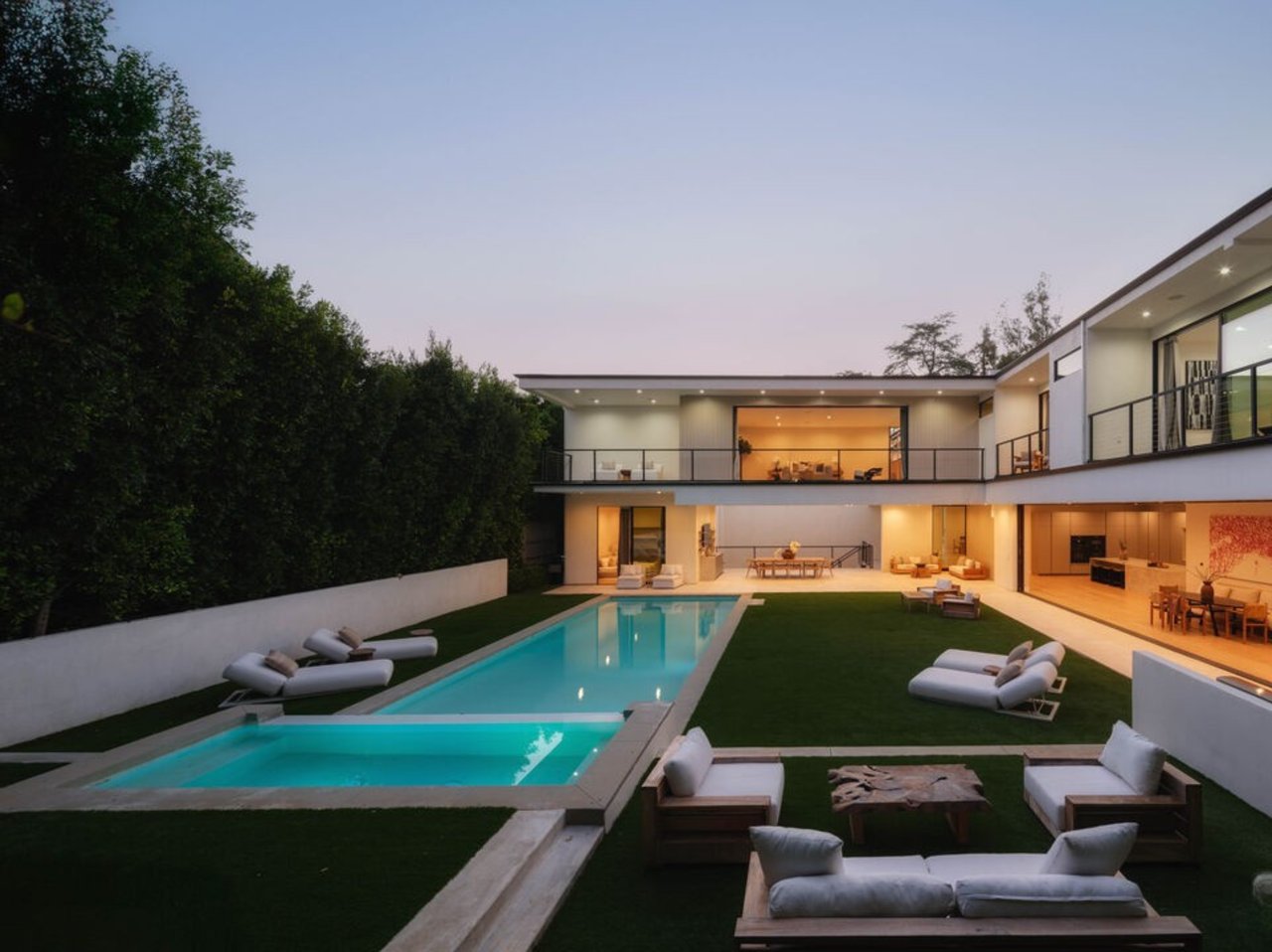 260 S Canyon View Dr