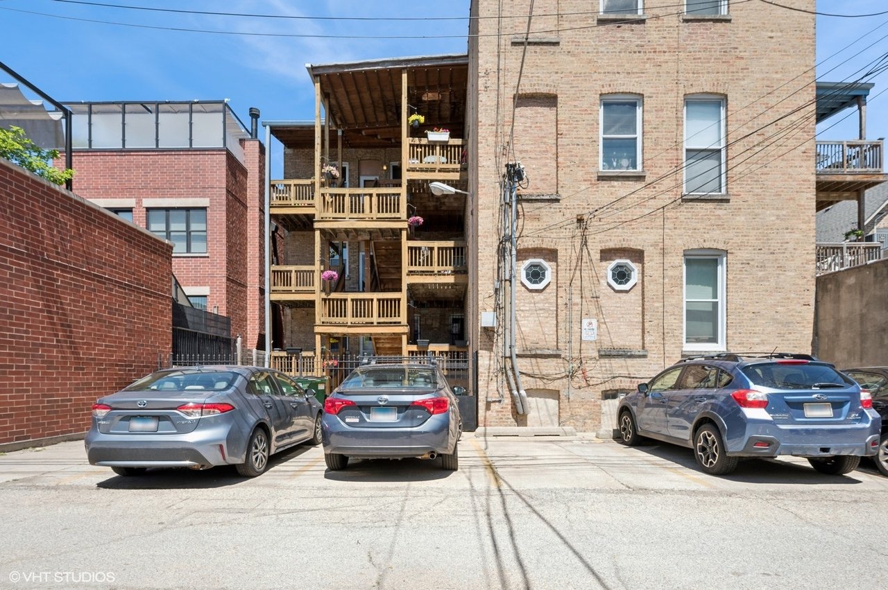 1433 W Cuyler 
