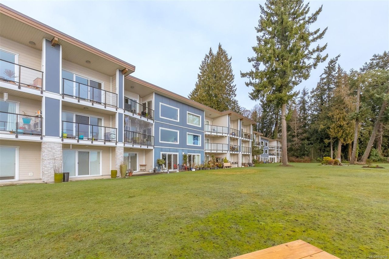 305-2057 Kaltasin Rd, Sooke