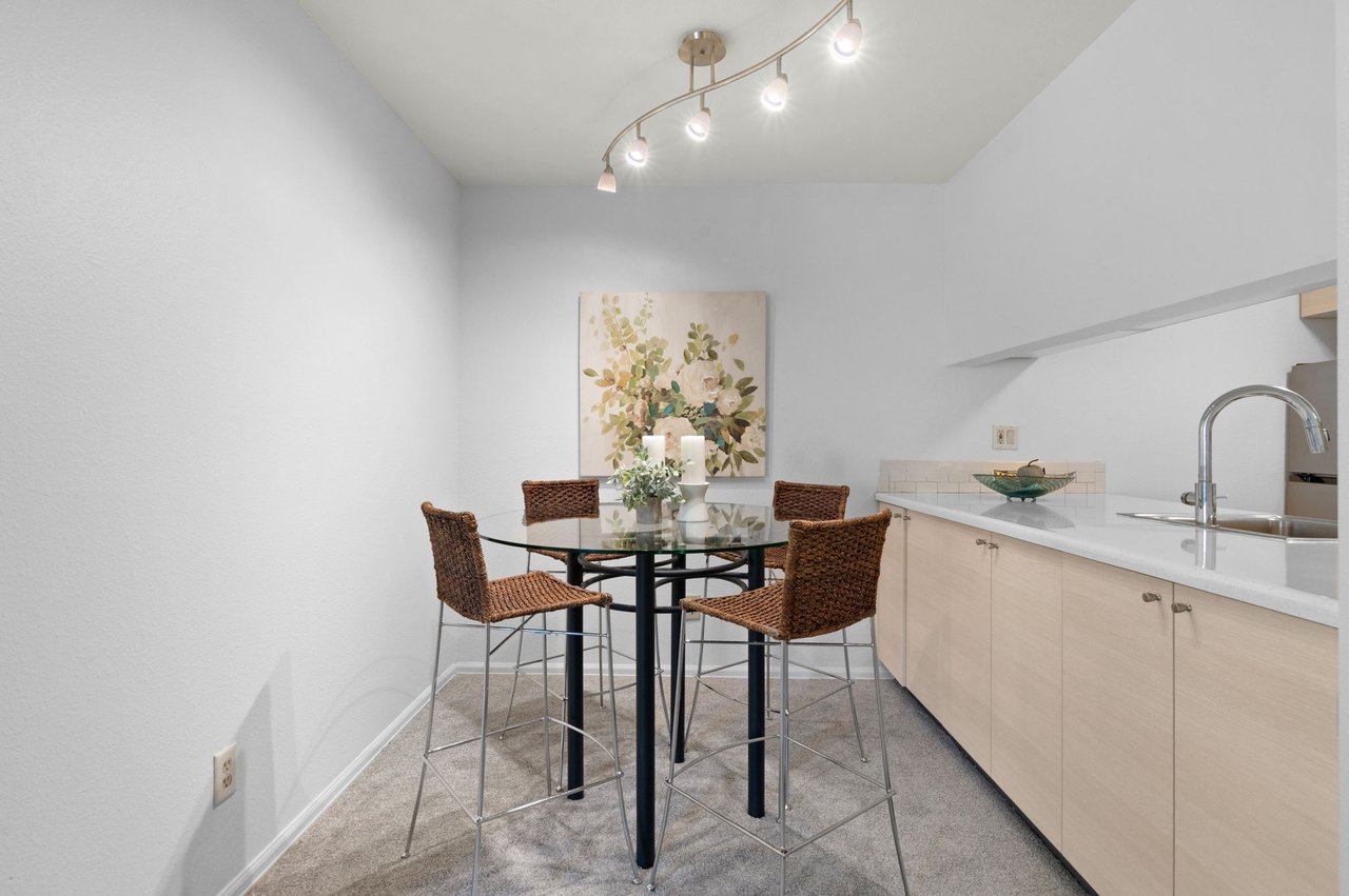 3025 Broadway Street Unit: 2