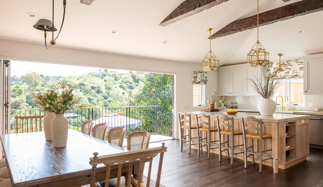 3922 Glenridge Dr, Sherman Oaks 