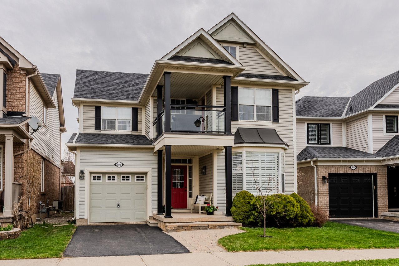 809 Trudeau Dr
