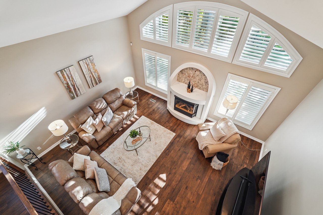 A Lifestyle Retreat in Prestigious Tyandaga Woods