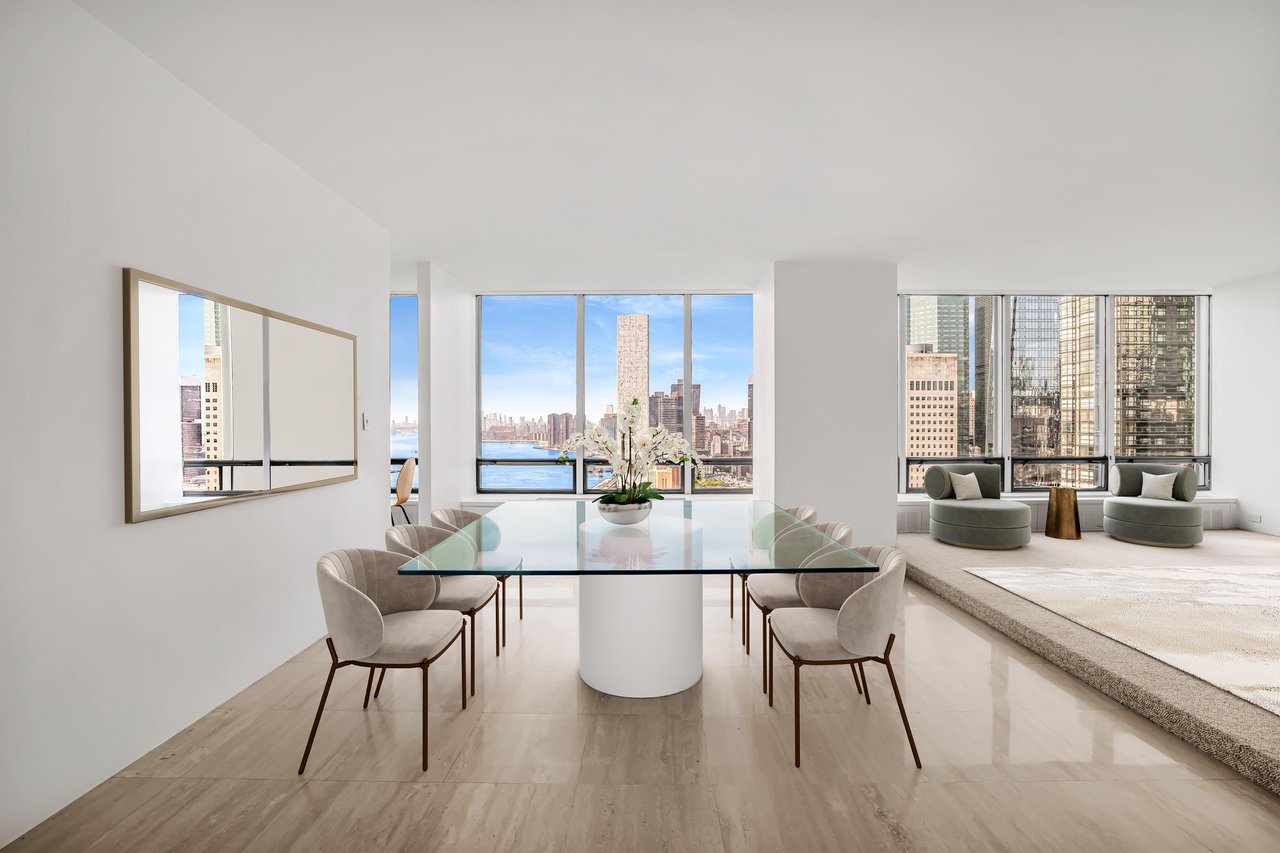 870 United Nations Plaza, 28A