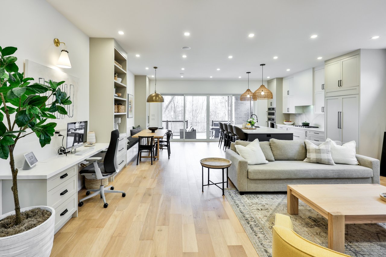 1176 Kane Road