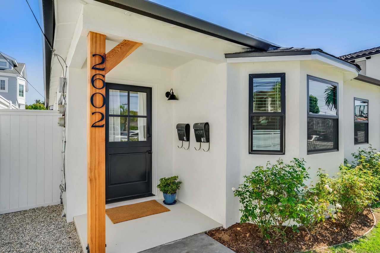 2602 Huntington Ln. #A Redondo Beach CA 90278