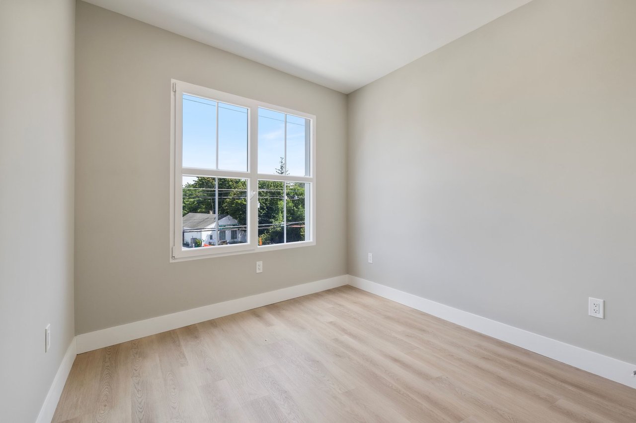 298 Main Street, 3B