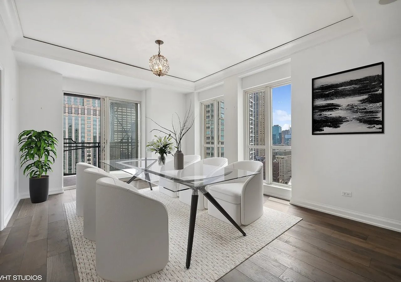 11 E Walton St APT 3101