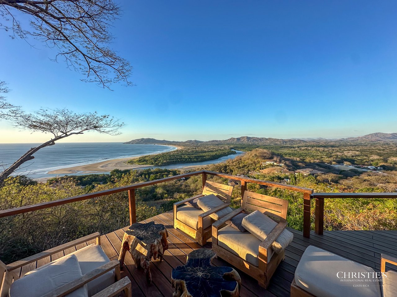 Casa Tres Doces - El Tesoro Development