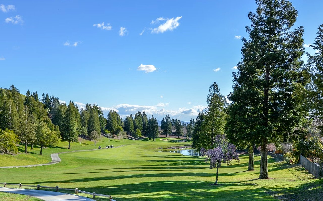 What It's Really Like to Live in Blackhawk, CA's Gated Golf Community