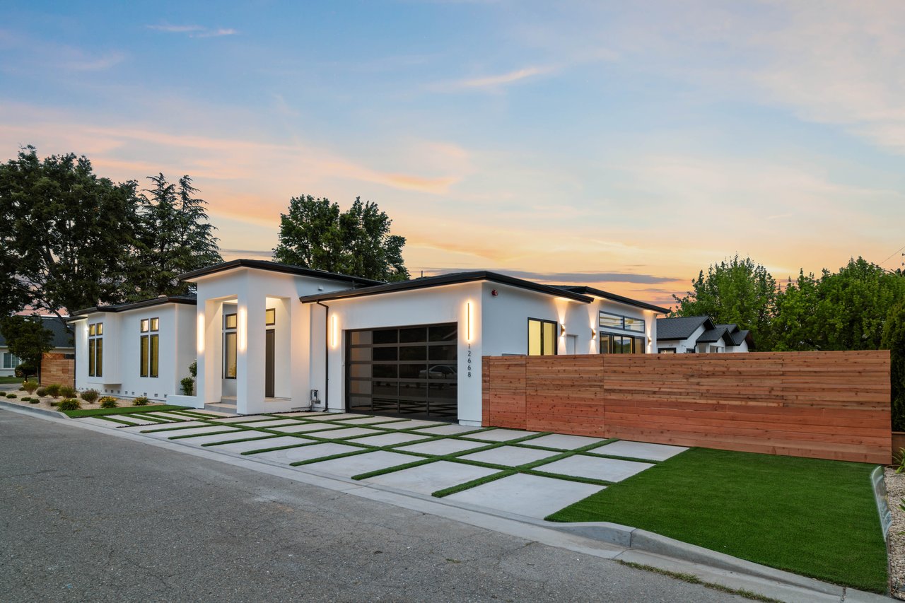 Sun Valley Court