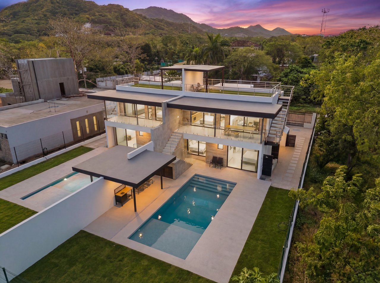 Luxury Ocean View Duplex for Sale in Playa Flamingo 