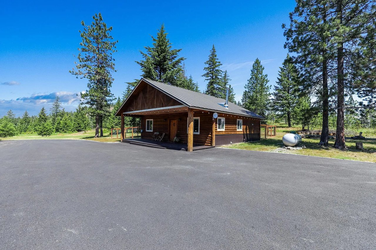 9251 Deer Valley Rd
