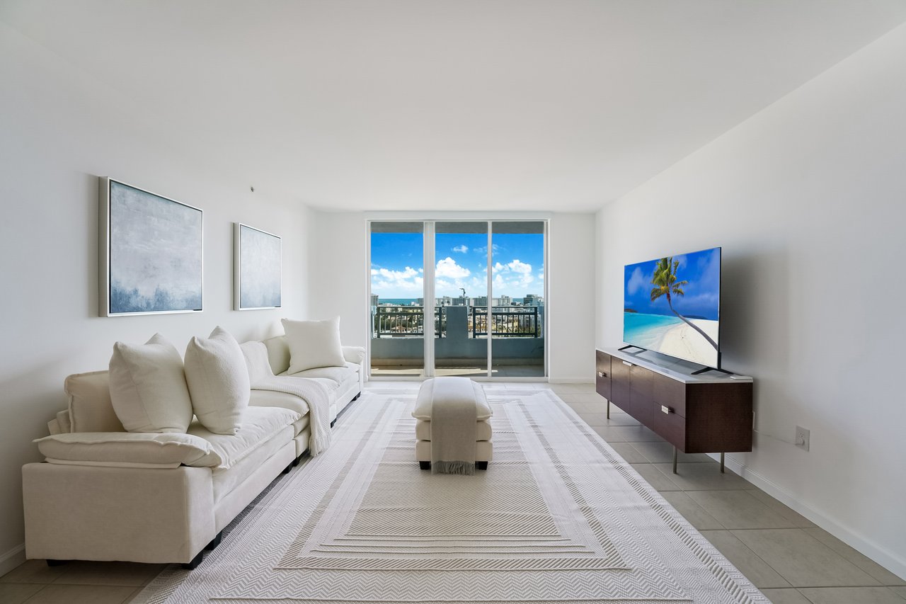 Yacht Club at Portofino Condo for Sale | Unit 1209 | South of Fifth