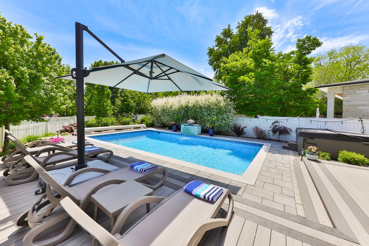 408 Saville Crescent, Oakville