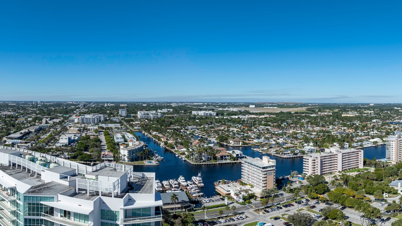 W Pompano Beach Hotel & Residences