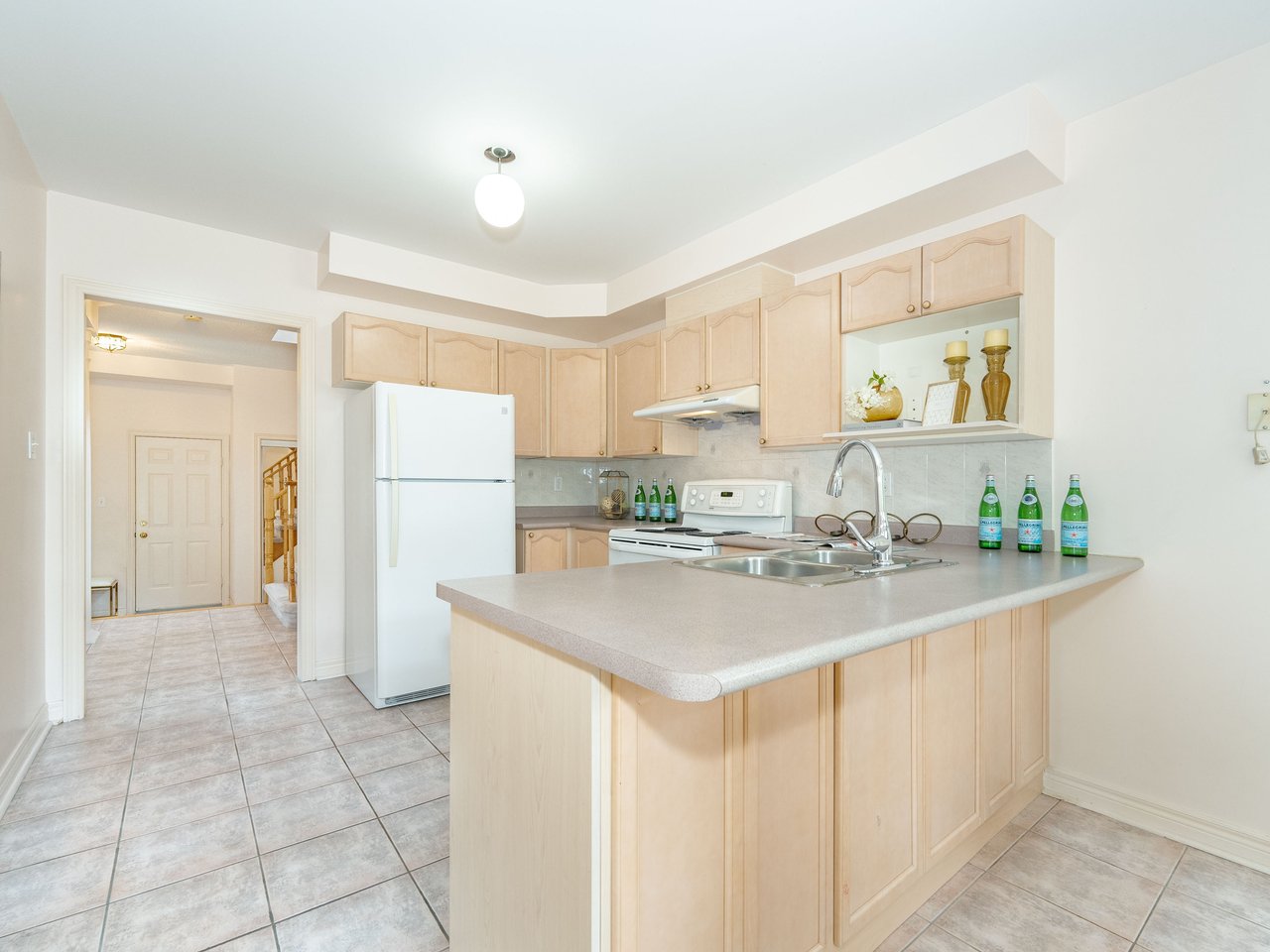 15 Rushingbrook Dr
