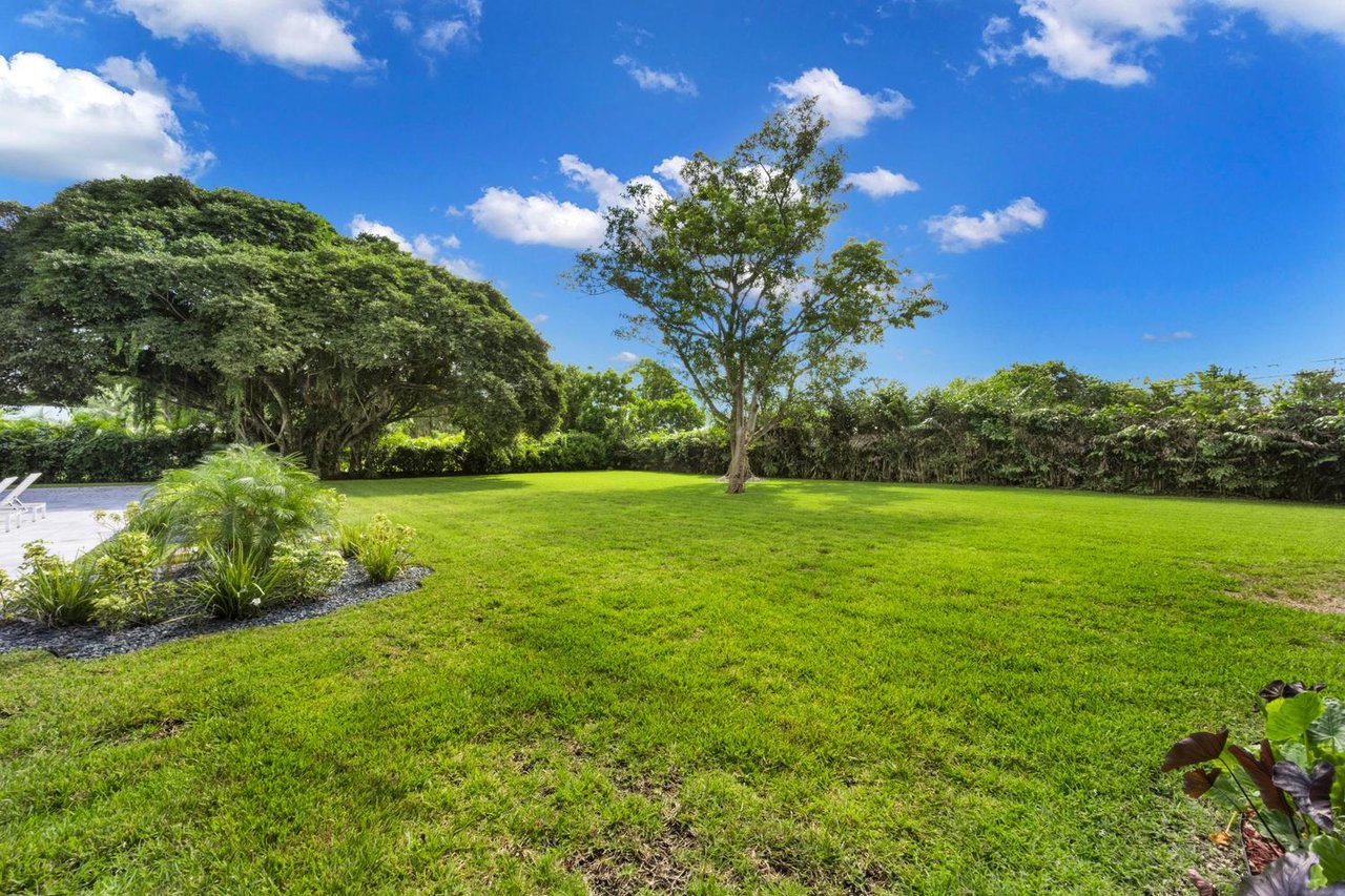 JUST LISTED: Modern Luxury Estate at 11240 SW 95th Street