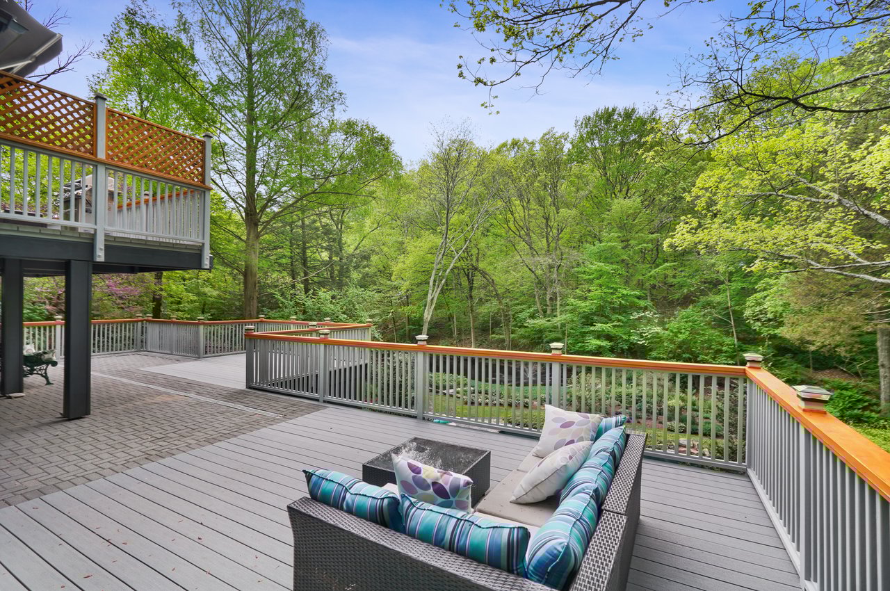 107 Middle Patent Road