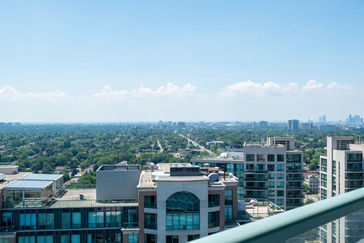 5508 Yonge St PH03