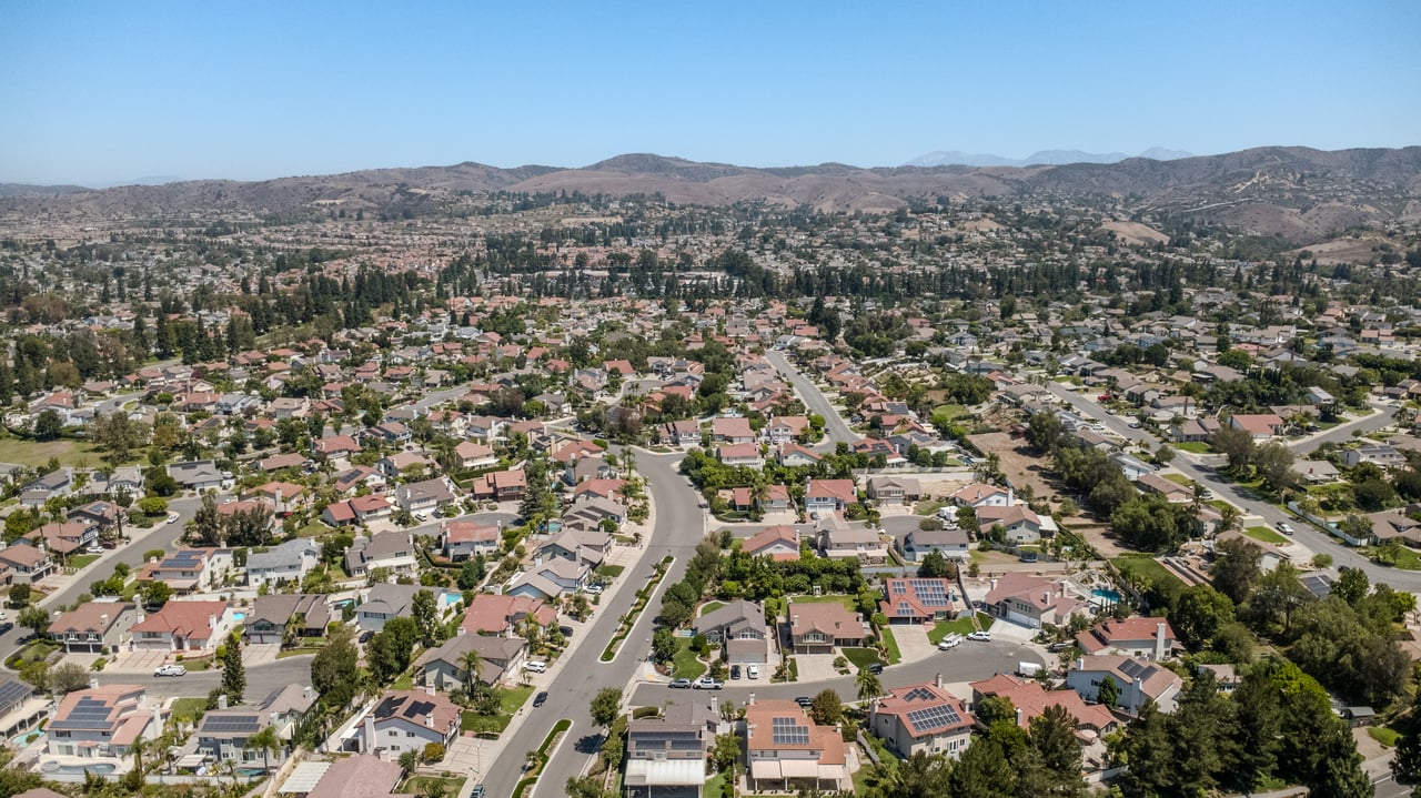 20525 Via Campanas